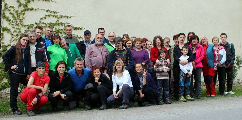 13112640_1608869542771008_1045353682_o